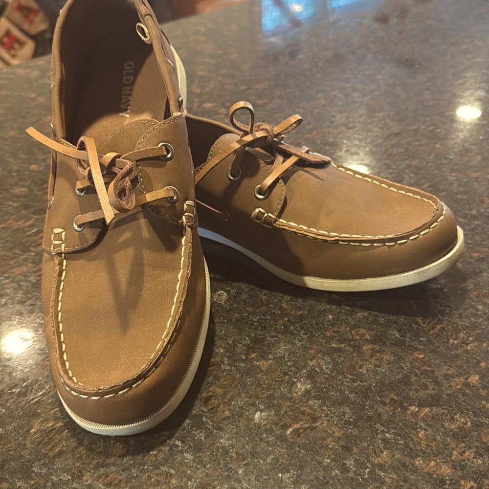men’s boat shoes
